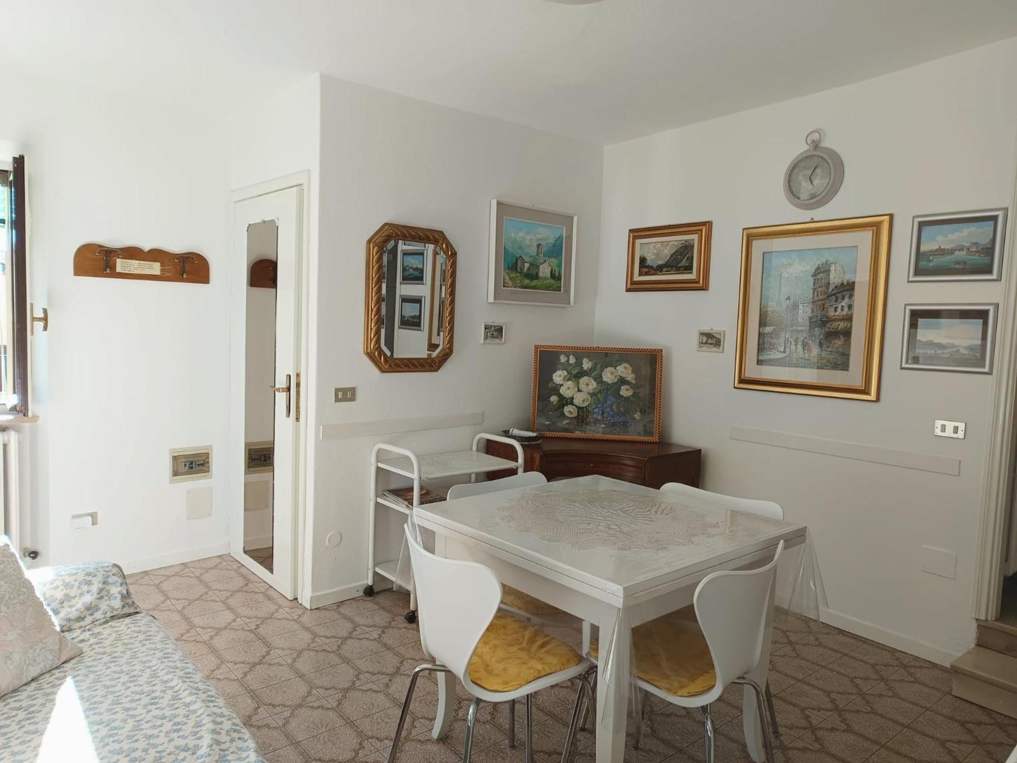 Apartamento Maddalena House Varenna Exterior foto